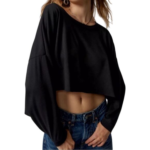 Urban out from under addison cozy cutoff cropped black tee  shirt size XS - Picture 1 of 14